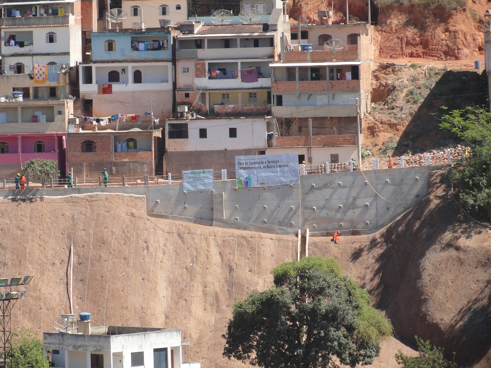 Obra Cobrinha (3).JPG